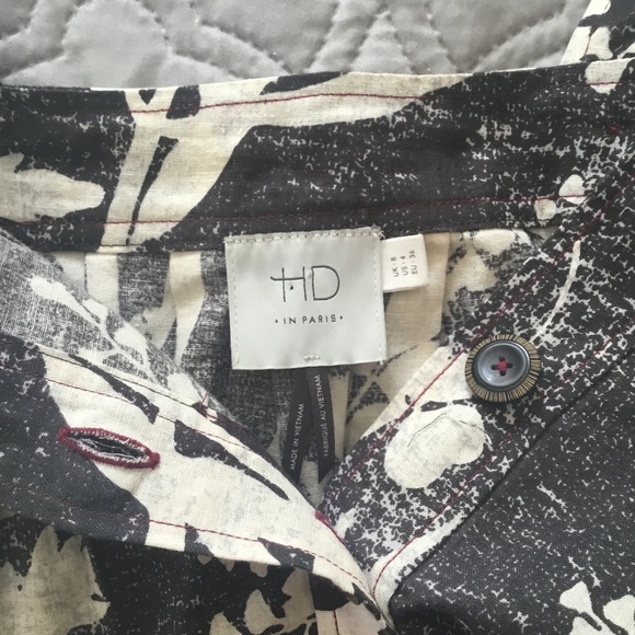 HD in Paris for Anthro Laurel Floral Tank Top - Picture 6 of 8